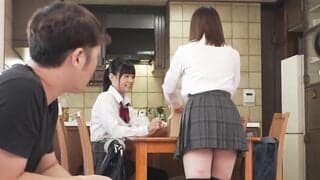 https://bit.ly/3CWhGnG My friend J○'s sister is tempted to performance her leggings with a tiny devilish smile! The stuffy lingerie straddled the face and were violently tampered with ...[Part 1]