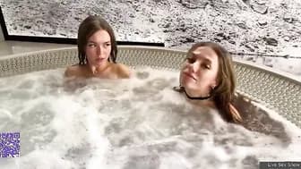 Russian girls fuck with guys on vacation